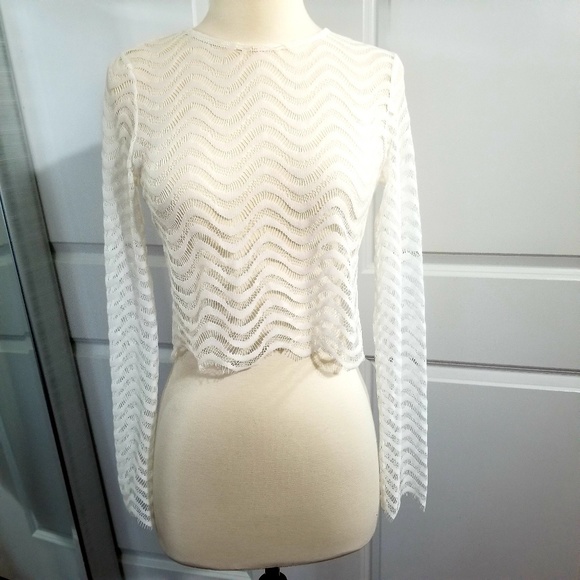 NWT Forever 21Semi Sheer Lace Crop Top - Picture 2 of 6